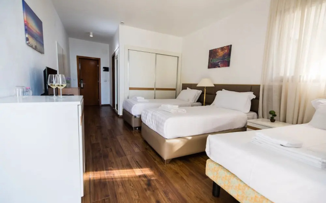 Chateau Linza Resort Hotel