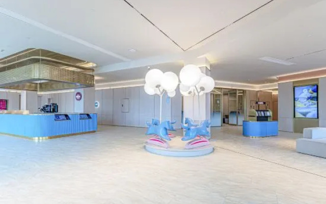 HanTing Hotel (Chongqing Tongnan County High-Speed Railway Station)