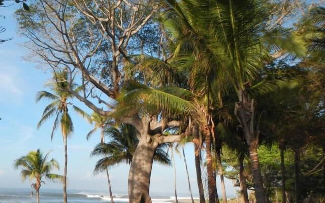 Punta Roca Surf Resort