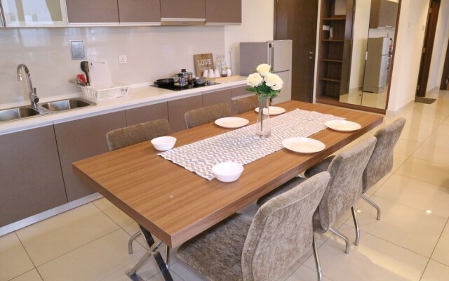 Panda Residences at Regalia