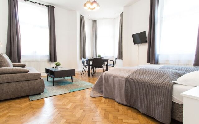 CheckVienna - Hütteldorferstraße