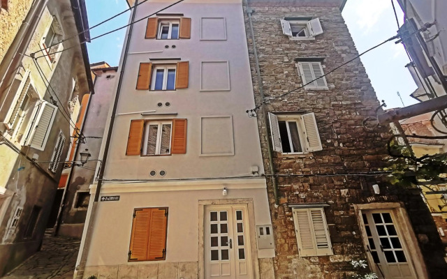 Ribiška hiša - Old Piran Fisherman's House