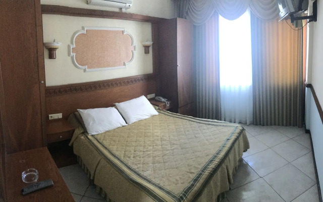 Seren Sari Hotel