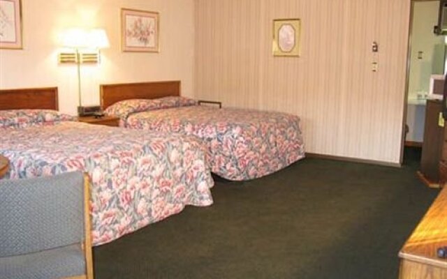 Mayflower Motel And Suites