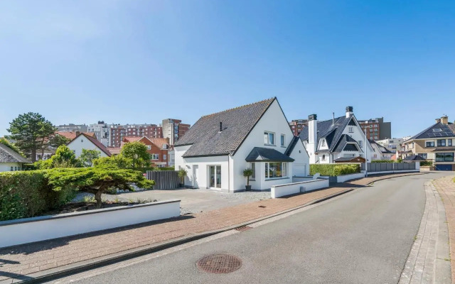 Villa Gamoni - spacious holiday home with garden