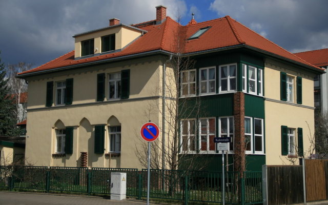 Ferienwohnung Villa Kadenstraße