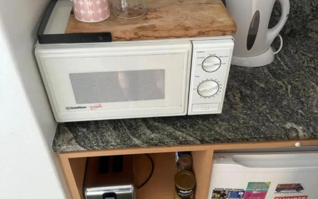 Acland Street Studio Apartment FREE PARKING