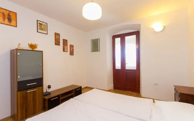 Apartments Antic by Locap Group