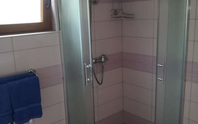 Apartment Jasminka 4 1 pax Dole