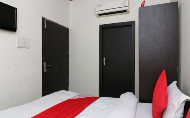 OYO 22977 Hotel Alpine