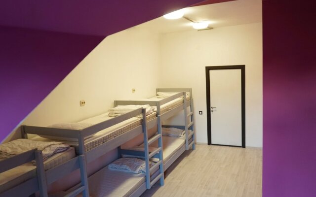 Academy of Hostel