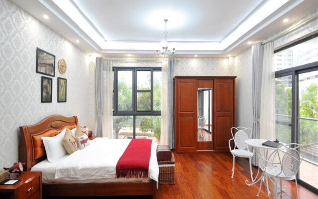 1940 Luxury Villa