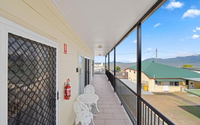 Cardwell Seascape Apartments