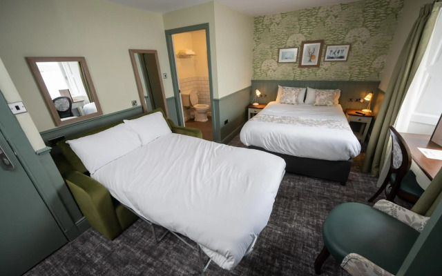 Ardencaple Hotel by Greene King Inns