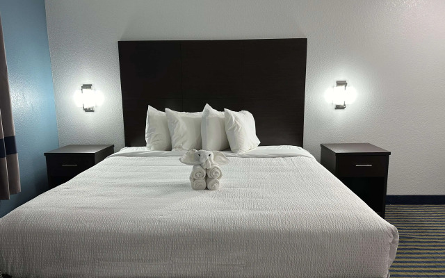 SureStay Plus by Best Western Brooks