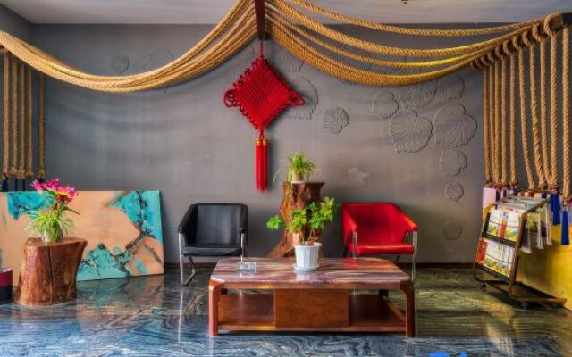 Homeinn Ripple Hotel (Kunming Expo Park Bailong Temple Subway Station)