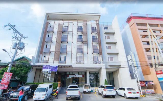 RedDoorz Plus @ Roxas Street Davao