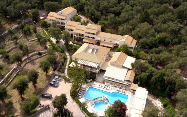 Paxos Club Resort & SPA
