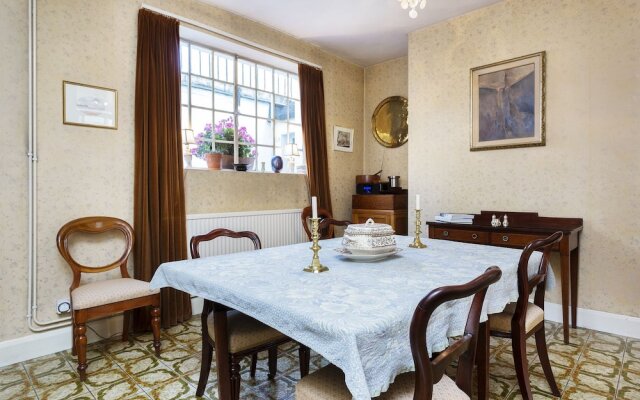 Veeve - Gardener's Delight