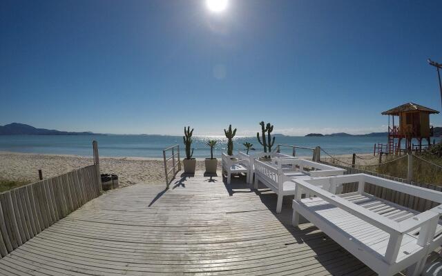 Casa 4 suítes Jurere Internacional