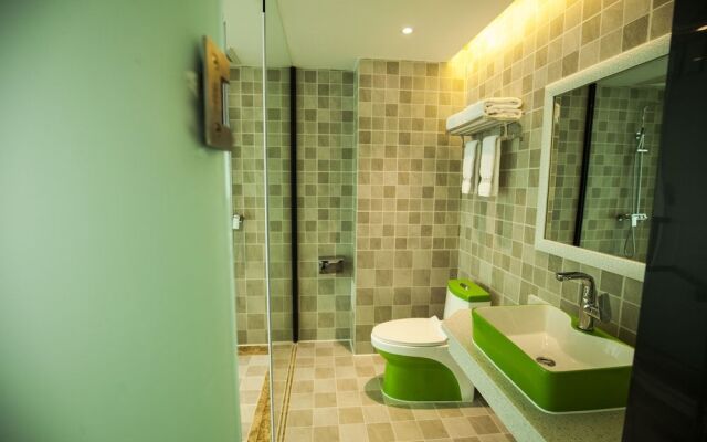 Fun-loving Theme Hotel of Tengchong