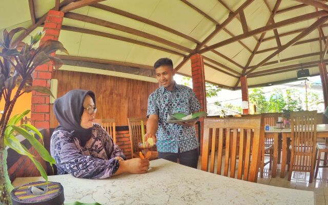 Grand Pesona Ksatria by Issota