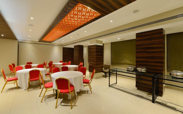 Click Hotel Vadodara