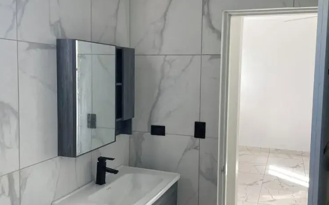 Level suites