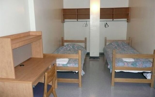 Neill-Wycik Backpackers Hotel