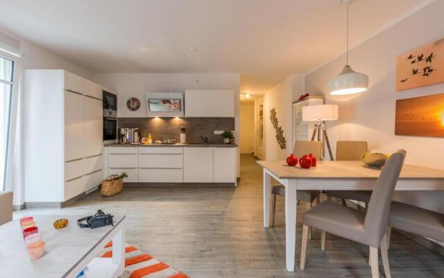 Hafenstr_27 _Anker 7_