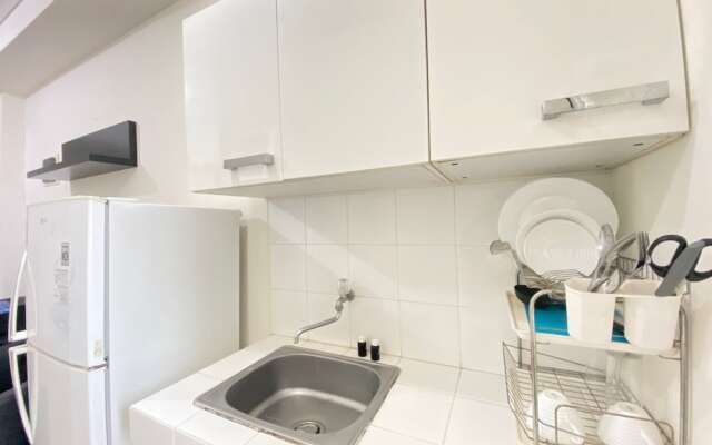 Relaxing 1Br Apartment At Parahyangan Residence Near Parahyangan University