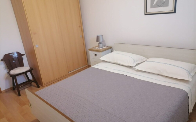 Apartment Ljube