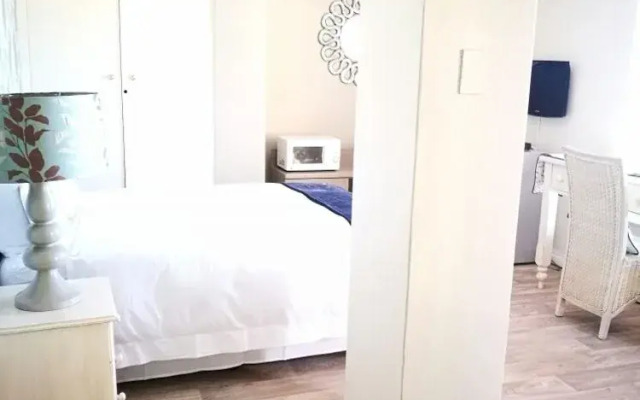 Plattekloof Residence | Island Letting