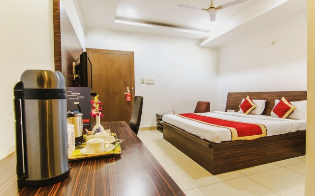 OYO 6804 Hotel Buddha Residency