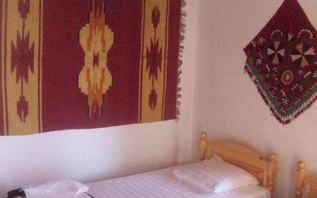 Sarrafon B&B