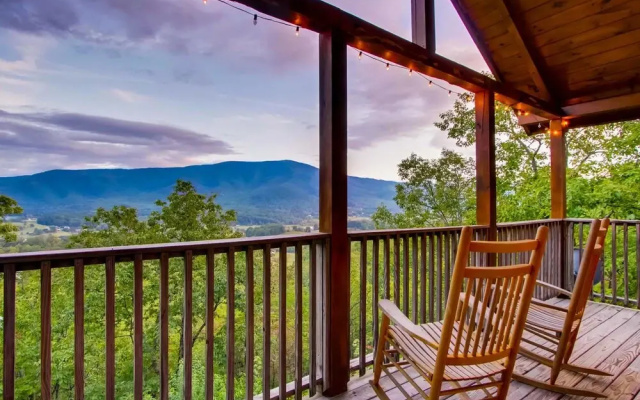 Hatcher's Mountain by RedAwning