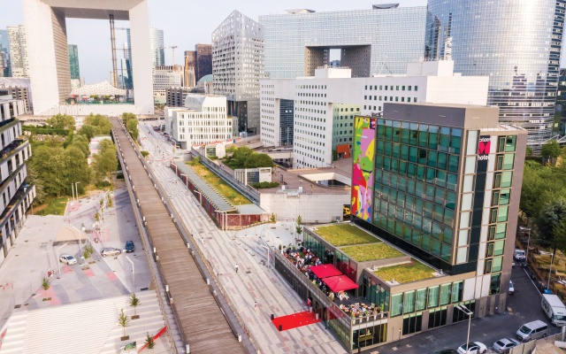 citizenM Paris la Défense