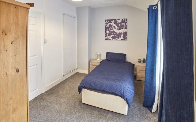 Host Stay The Charltons