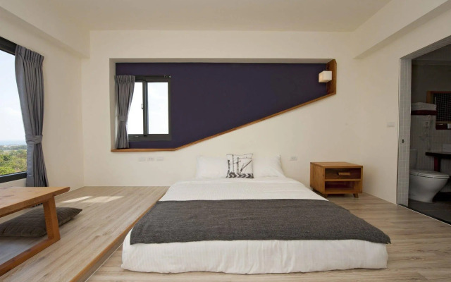 The Tree Bed and Breakfast