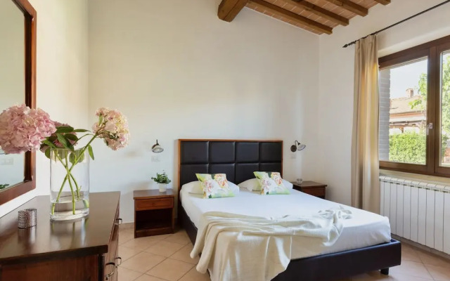 Residence con piscina a Vada A.C WIFI