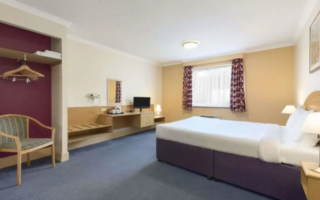 Days Inn Watford Gap