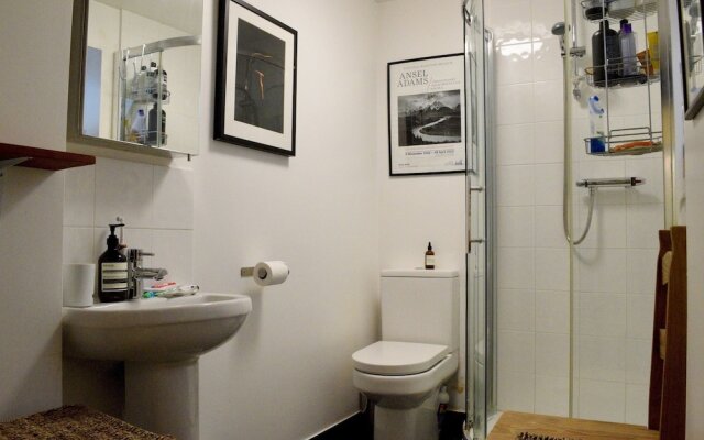 2 Bedroom Apartment in Brixton London