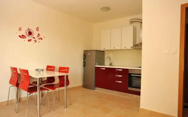 Apartment Lara