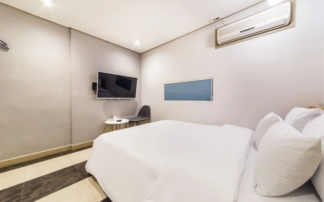 Suyu Hotel 365
