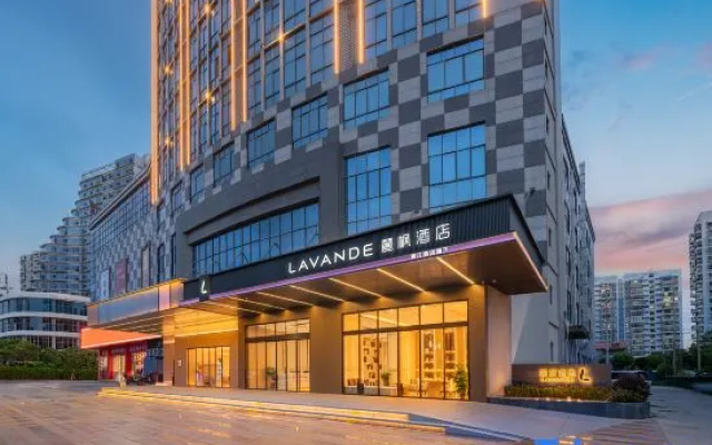 Lavande Hotel (Beihai Yintan Avenue Qiaogang Beach) – Exterior – Beihai