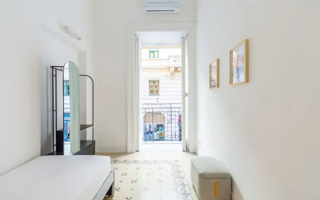 Piazza Amedeo Flat by Wonderful Italy