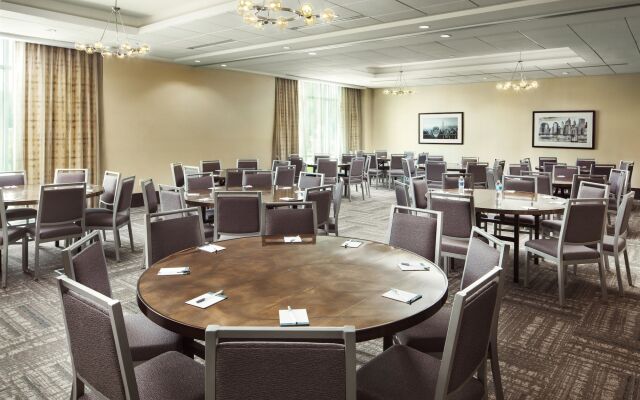 Homewood Suites by Hilton Teaneck Glenpointe