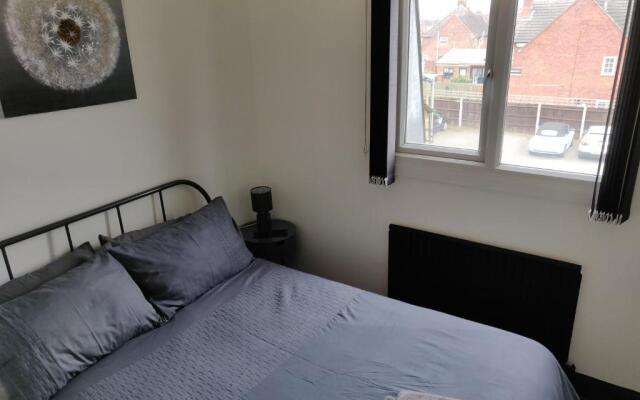 Riverside Park Penthouse Apartment In St Neots