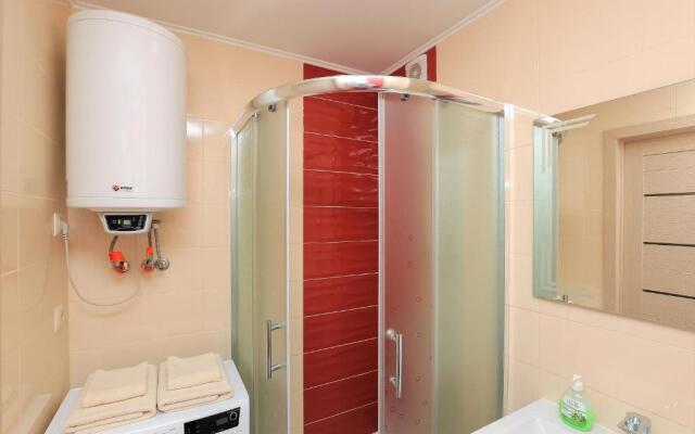 Apartment on Obolonskiy Prospect 16V