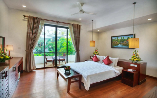 The Moon Residence & Spa